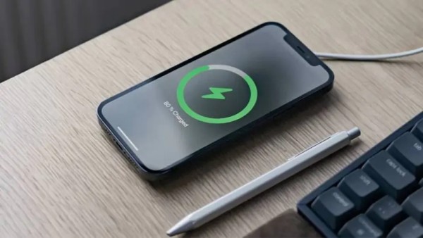 Dung lượng pin 1200mAh xuất hiện trên các dòng smartphone siêu nhỏ