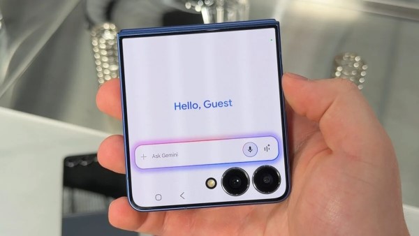 Galaxy Z Flip6 và Z Flip7 đều được trang bị hệ thống camera tương đồng nhau