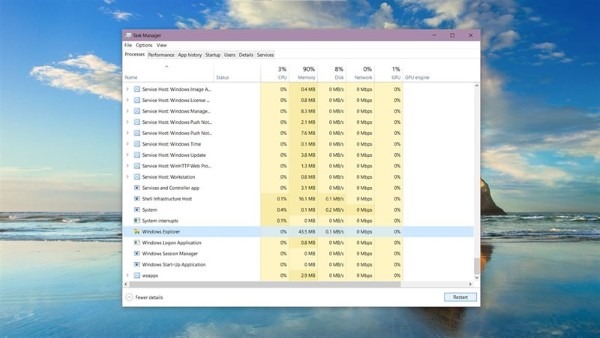 Mở Windows Explorer và chọn Restart