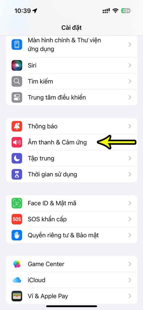 Truy cập vào mục Cài đặt, sau đó bấm vào mục Âm thanh và Cảm ứng