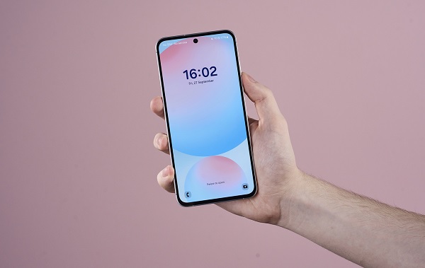 Màn hình Dynamic AMOLED 2X 6.7 inch