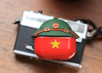 Tặng case AirPods thủ công