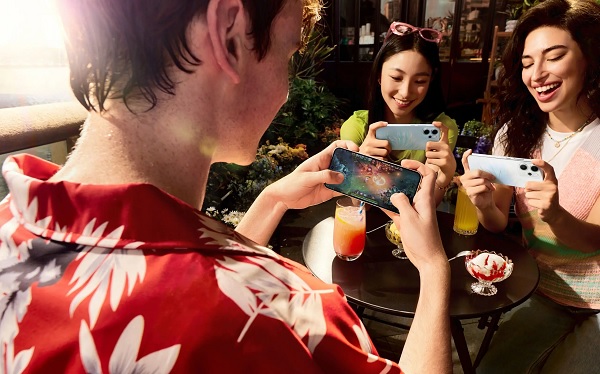 Màn hình mượt mà, hiệu năng ổn, nhiếp ảnh chất lượng