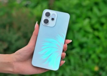 OPPO Reno14 F 5G có sạc không dây không
