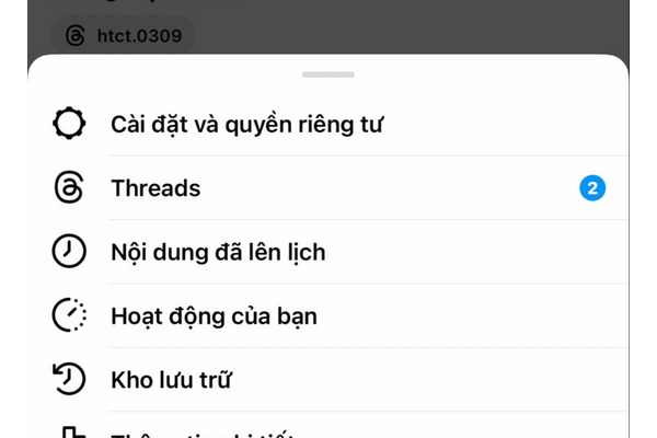 Chọn Cài đặt và quyền riêng tư