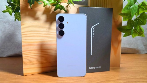 Vẻ ngoài vô cùng hiện đại, cao cấp với kiểu dáng mỏng nhẹ