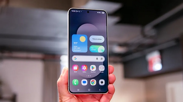 Màn hình rộng lớn, viền mỏng, chất lượng hình ảnh sắc nét, mượt mà