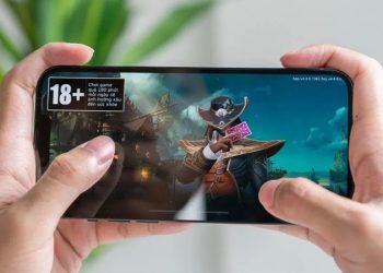 iphone 12 cũ chơi game tốt không