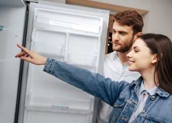 thay cảm biến nhiệt độ tủ lạnh