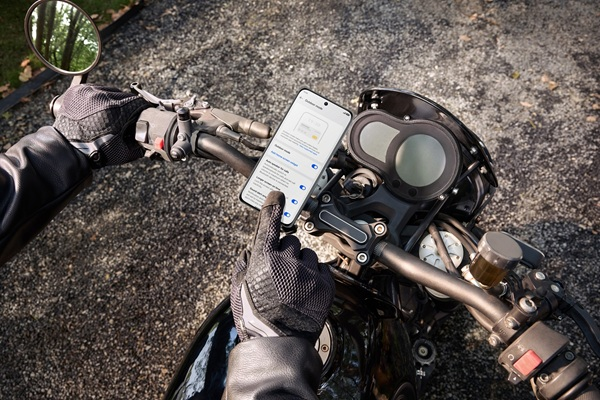 Viên pin dung lượng khổng lồ 7.000mAh chính là điểm nhấn lớn của OPPO A6 Pro