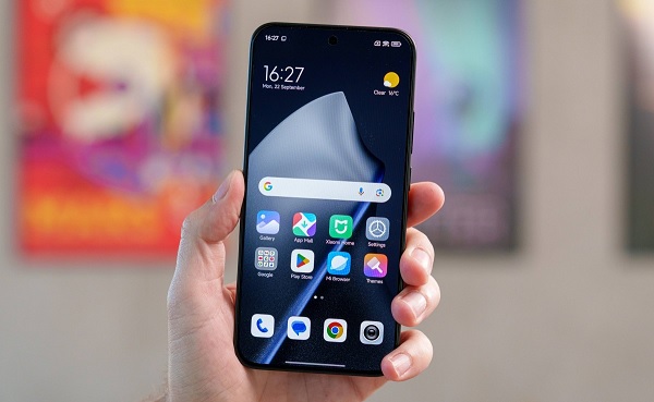Viên pin là một điểm cộng lớn nghiêng hẳn về Xiaomi 15T
