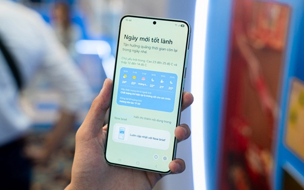 Galaxy S25 Plus sử dụng giao diện One UI 7 mang lại sự linh hoạt và khả năng tùy biến sâu rộng