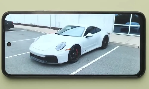 Máy sở hữu màn hình 120Hz mượt mà