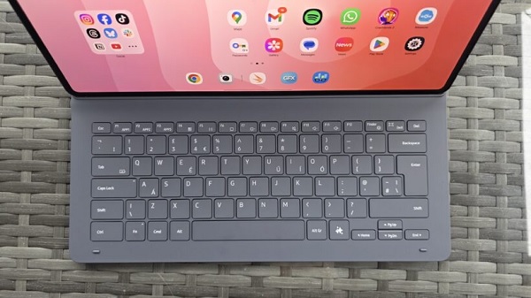 Tính năng Samsung DeX biến Galaxy Tab S11 Ultra thành một chiếc laptop thực thụ