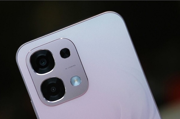 Camera là điểm trừ cần cải thiện trên OPPO A6 Pro
