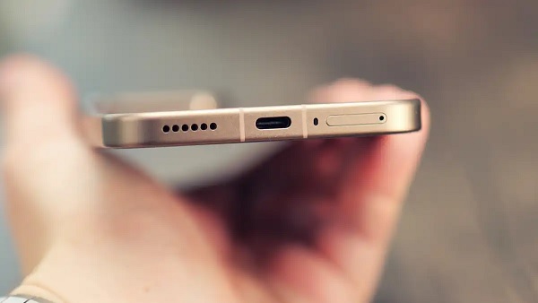 Xiaomi 15T Pro được tích hợp sạc nhanh 90W