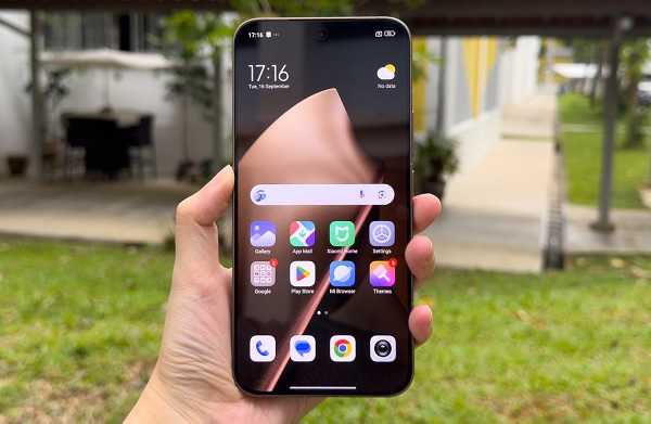 Chất lượng hiển thị sắc nét, màu sắc rực rỡ sống động, đi kèm loạt công nghệ bảo vệ mắt