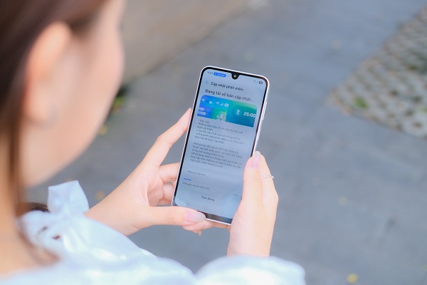 Galaxy A17 5G hoàn toàn có thể trụ được khoảng 6 đến 8 giờ sử dụng cho các tác vụ hỗn hợp