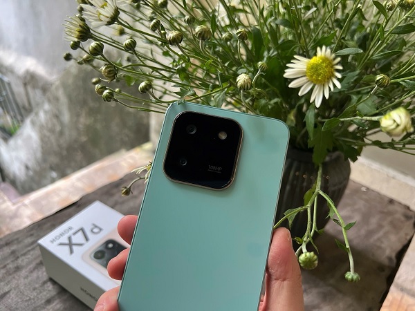 Camera chụp ảnh sắc nét