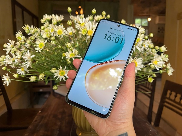 Màn hình hiển thị mượt mà, chân thực