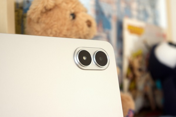 Camera Redmi Pad 2 Pro đủ đáp ứng nhu cầu chụp ảnh, quay video cơ bản