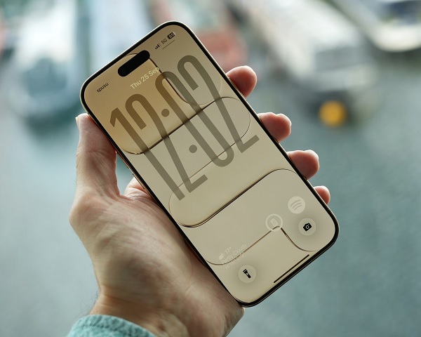 iPhone Air gần như chiến thắng tuyệt đối về mặt công nghệ màn hình