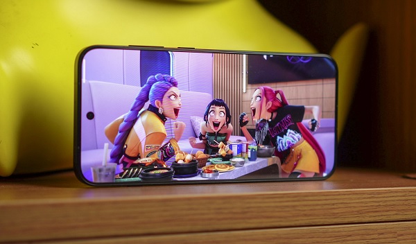 Màn hình là hạng mục mà OPPO Find X9 gần như giành chiến thắng tuyệt đối