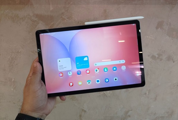 Hiệu năng mạnh mẽ, ổn định