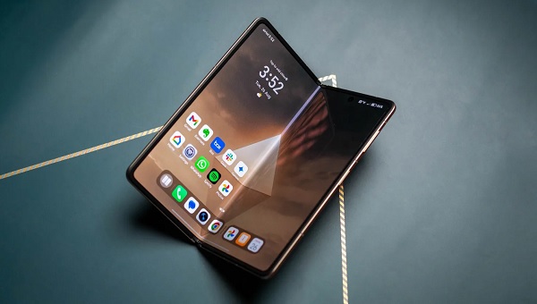 Sạc nhanh và hỗ trợ sạc không dây