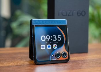 điện thoại motorola gập giá bao nhiêu