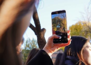 Du lịch cùng Galaxy S25 FE