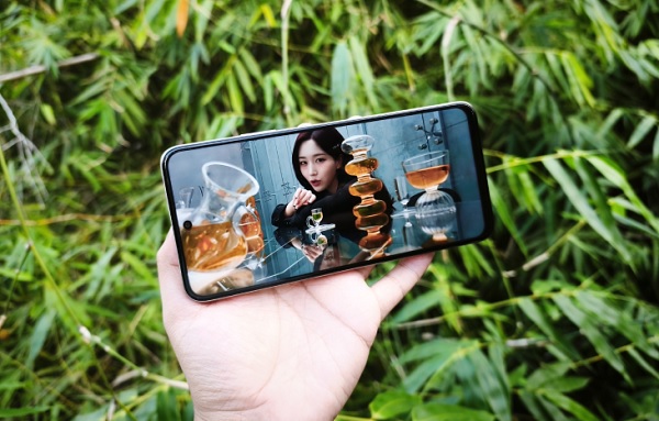  Màn hình hiển thị mượt mà