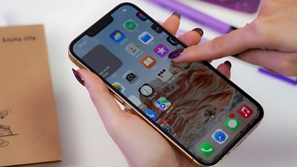 Có thói quen sử dụng điện thoại cẩn thận