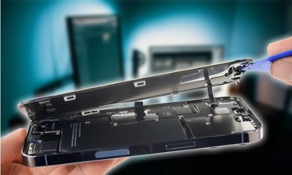 Chi phí sửa chữa iPhone khi nứt mặt kính