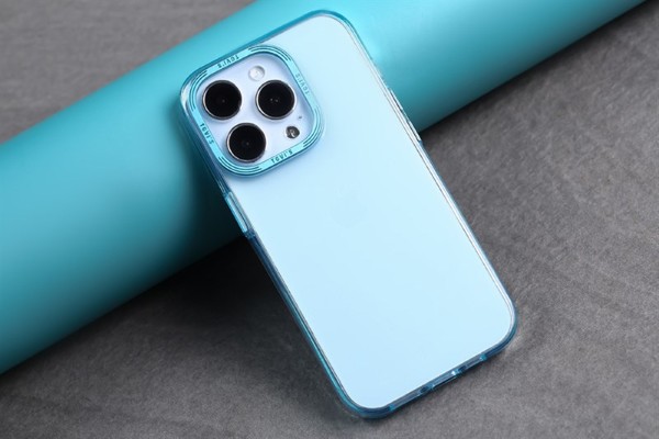 Dùng ốp lưng để tránh va đập