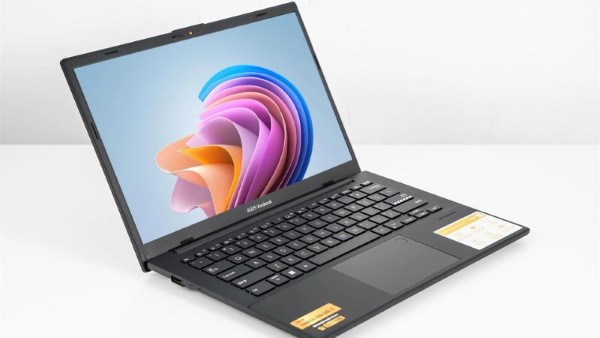 Laptop ASUS Vivobook X1404ZA-NK387W