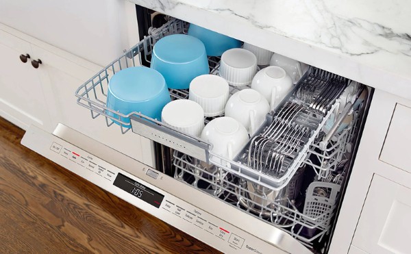 Một số mẹo giúp rửa sạch đồ nhựa bằng máy rửa bát