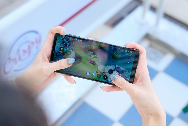 Galaxy A07 có hiệu năng vượt trội hơn so với Redmi 15C