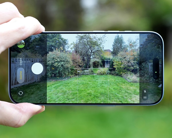 Camera của iPhone 17 đáp ứng tốt nhu cầu chụp hàng ngày của người dùng