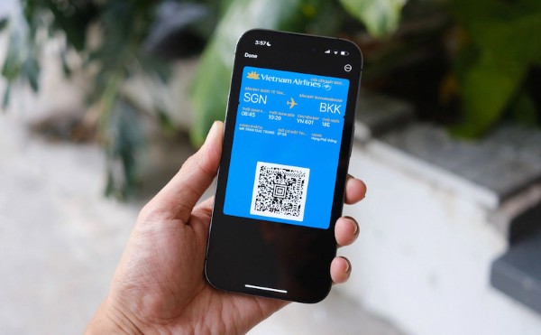 Thêm vé máy bay vào Wallet để nắm bắt tình trạng chuyến bay