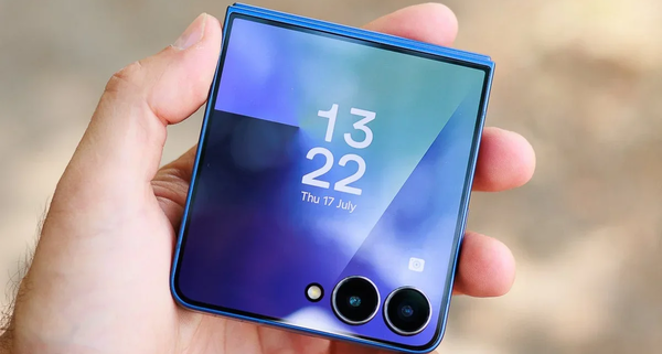 Theo thông tin rò rỉ Z Flip8 vẫn giữ cấu trúc cụm camera kép
