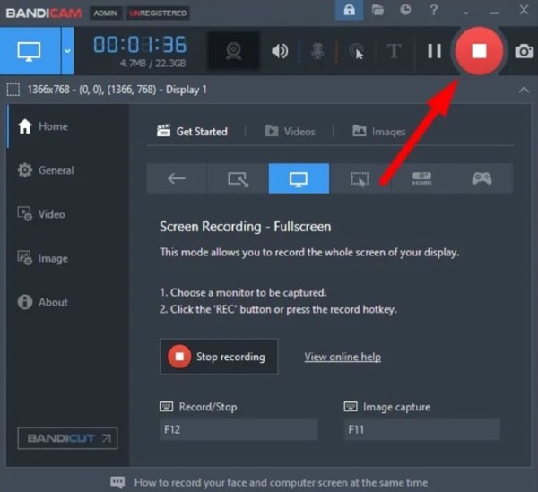 Nhấn nút REC để bắt đầu quay