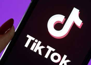 cách đổi email liên kết TikTok