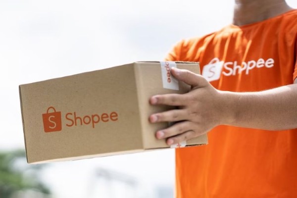 Shopee sẽ giao hàng từ thứ 2 đến thứ 7