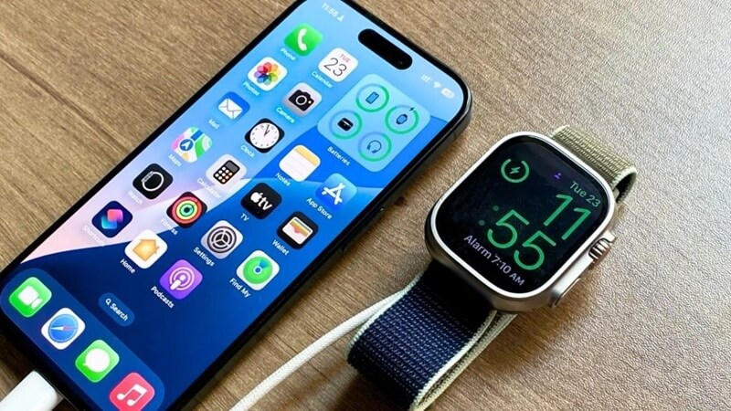 cách sạc apple watch bằng điện thoại