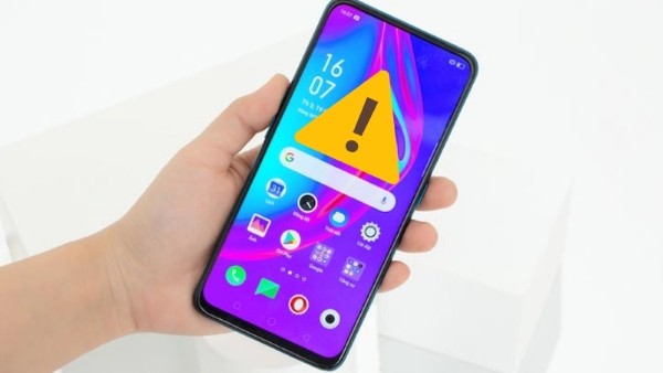 Hệ điều hành trên máy đã cũ hoặc ứng dụng bị xung đột 