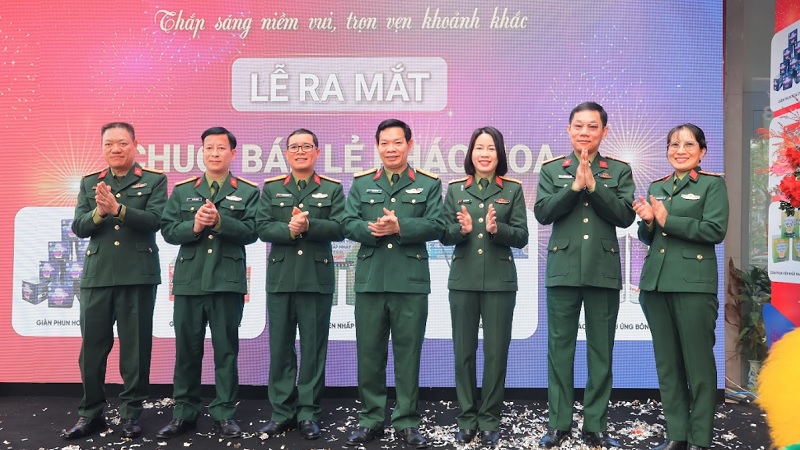 ra mắt Chuỗi bán pháo hoa Viettel