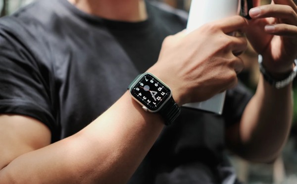 Apple Watch SE 2 được trang bị chip Apple S8 mạnh mẽ