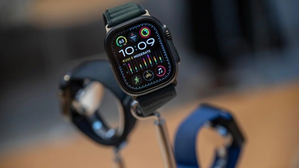 Apple Watch Ultra 3 có giá bán khởi điểm từ 799 USD