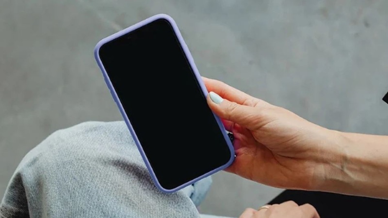 Sự cố điện thoại Samsung bị đen màn hình nhưng vẫn chạy